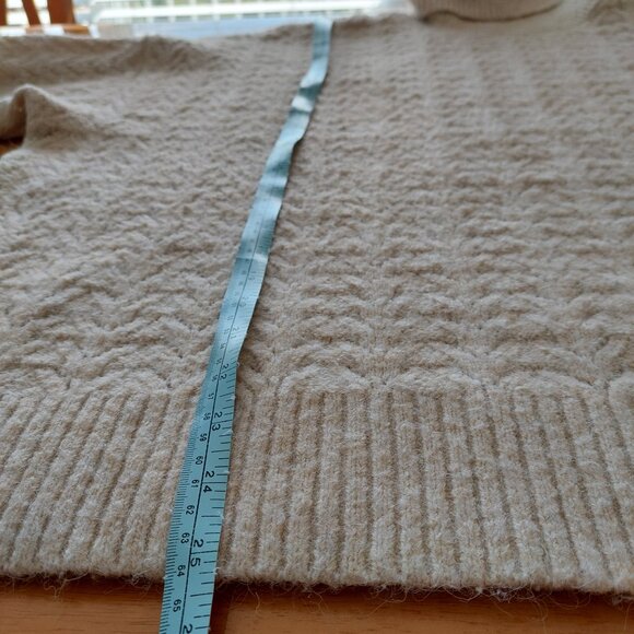 Old Navy Heathered Pointelle-Knit Turtleneck Sweater- Oatmeal Heather Size 3X - Picture 9 of 10